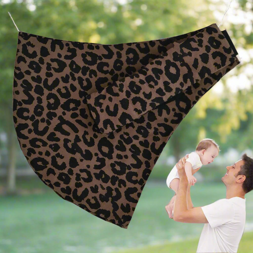 echarpe de portage babys ergonomique motif léopard 