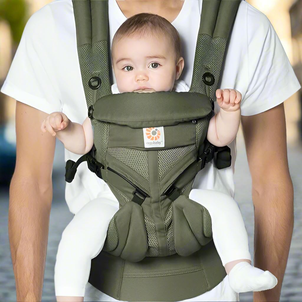 porte bébé breathbabybag vert olive face au monde deux
